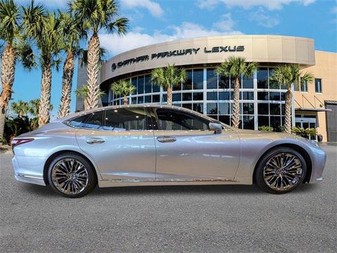 Certified 2022 Lexus LS 500 500 Base w/ Interior Upgrade Package image 3