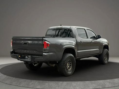 Used 2016 Toyota Tacoma SR w/ SR Convenience Package image 4