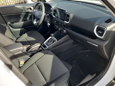 New 2026 Hyundai Venue SE image 16