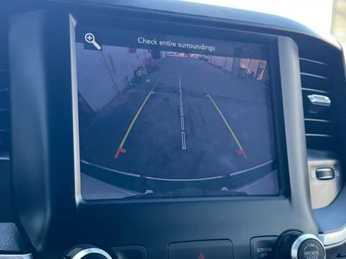 Used 2020 RAM 1500 Big Horn AWD/4WD image 22