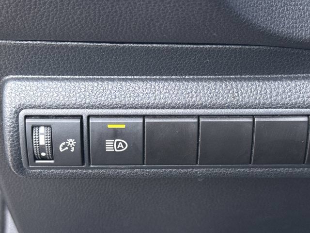 Used 2024 Toyota Corolla LE FWD image 22