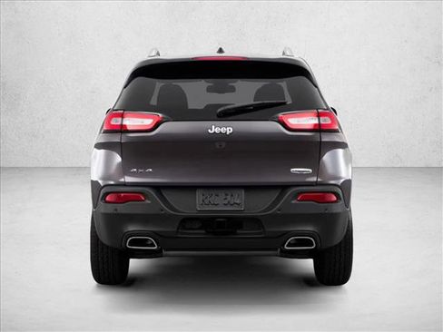 Used 2016 Jeep Cherokee Limited image 5