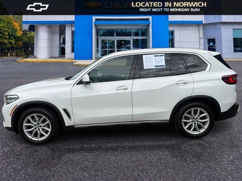 Used 2022 BMW X5 xDrive40i w/ Parking Assistance Package AWD/4WD image 8