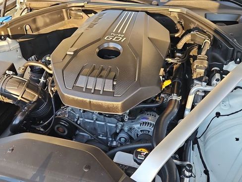 Used 2022 Genesis G70 2.0T image 27