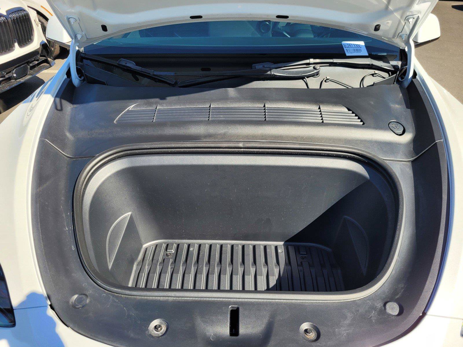 Used 2023 Tesla Model Y AWD image 36