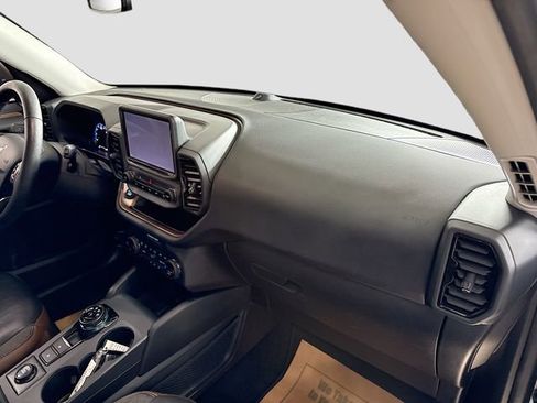 Used 2021 Ford Bronco Sport Outer Banks w/ Outer Banks Package (96D) image 30