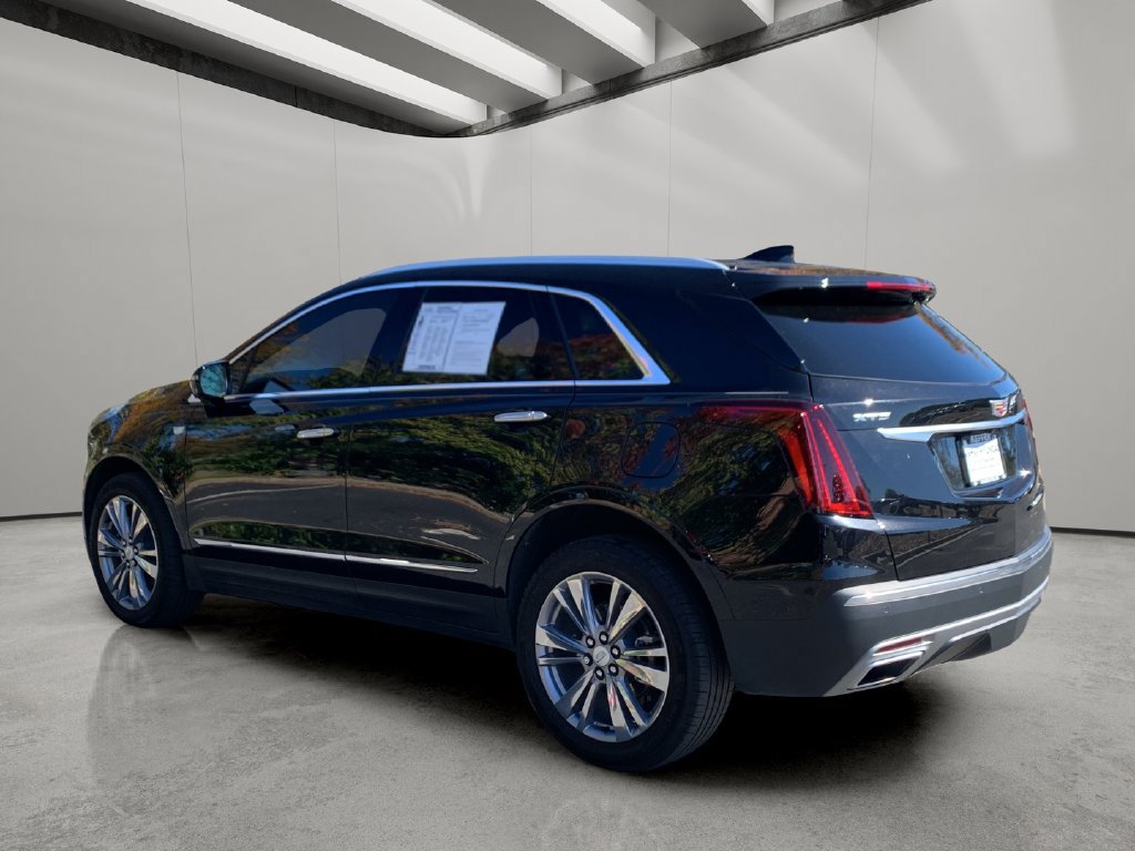 Used 2024 Cadillac XT5 Premium Luxury w/ Technology Package FWD image 3
