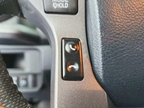 Used 2018 Toyota Tacoma TRD Sport image 22