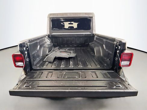 Used 2021 Jeep Gladiator Sport w/ Trailer Tow Package image 35