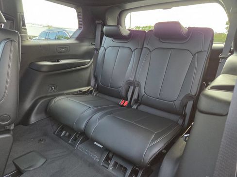 New 2026 Jeep Grand Cherokee L Limited w/ Limited Altitude Package AWD/4WD image 8