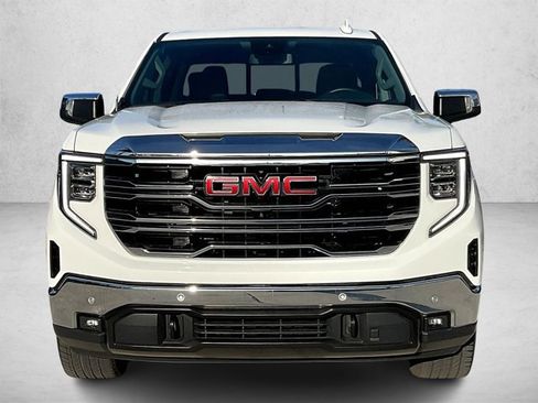 Used 2023 GMC Sierra 1500 SLT w/ SLT Premium Plus Package AWD/4WD image 2