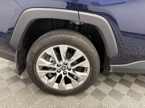 Used 2025 Toyota RAV4 XLE Premium FWD image 18