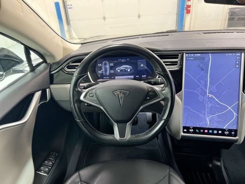Used 2015 Tesla Model S 70D AWD/4WD image 11