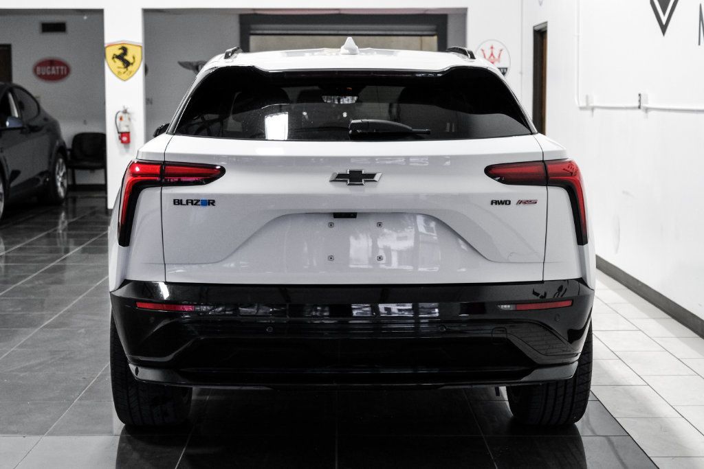 Used 2024 Chevrolet Blazer EV RS AWD/4WD image 9
