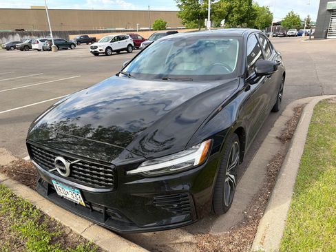 Used 2021 Volvo S60 T8 R-Design Expression w/ Climate Package AWD/4WD image 2