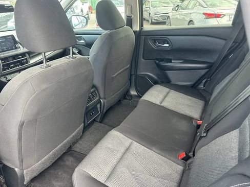 Used 2025 Nissan Rogue SV AWD/4WD image 32