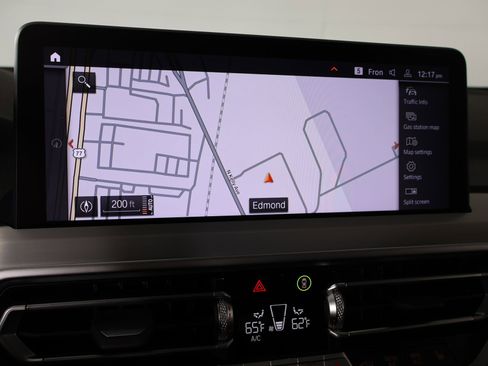 Used 2025 BMW X4 xDrive30i w/ Premium Package image 7