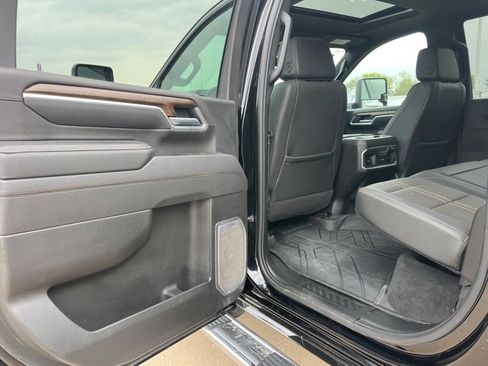 Used 2025 Chevrolet Silverado 2500 High Country w/ Technology Package image 40