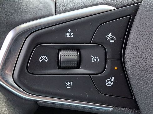 Used 2025 Chevrolet Trax ACTIV w/ Driver Confidence Package image 20