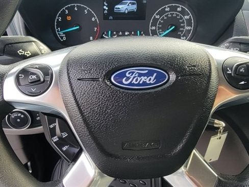 Used 2020 Ford Transit Connect XL image 9