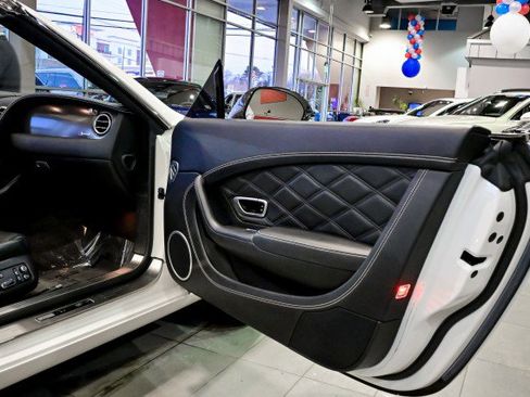 Used 2015 Bentley Continental GT Speed image 25