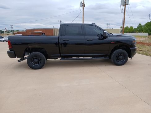 New 2026 RAM 2500 Tradesman AWD/4WD image 9