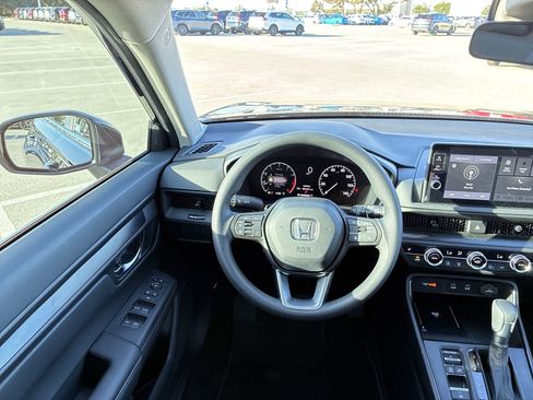 Certified 2026 Honda CR-V EX image 25