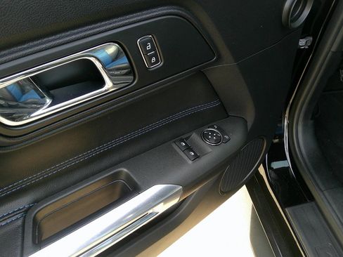 Used 2016 Ford Mustang GT w/ Black Accent Package image 9