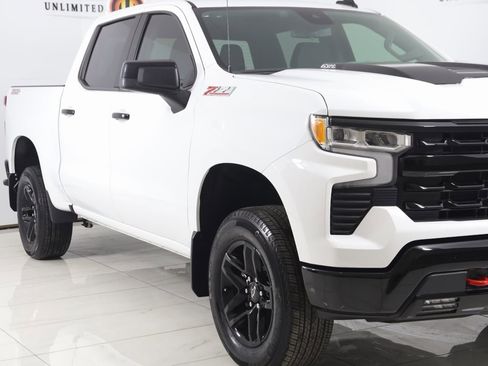 Used 2024 Chevrolet Silverado 1500 LT Trail Boss image 39