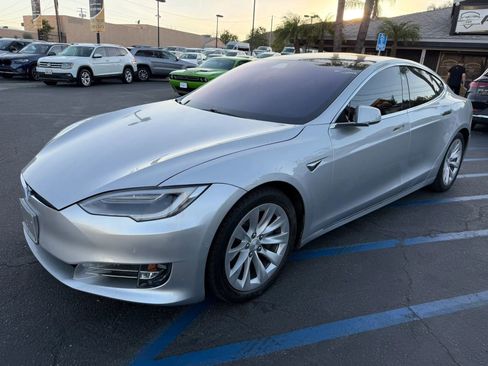 Used 2018 Tesla Model S 75D AWD/4WD image 3