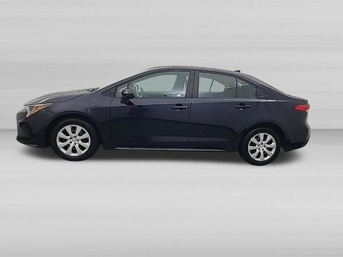 Used 2025 Toyota Corolla LE FWD image 8