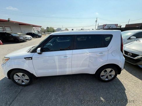 Used 2016 Kia Soul FWD image 8