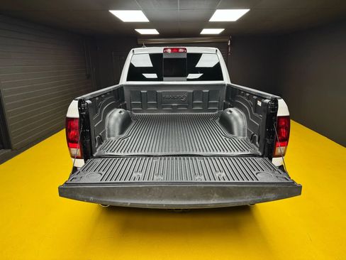Used 2019 RAM 1500 Big Horn image 17