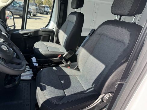 New 2026 RAM ProMaster 2500 w/ Convenience Group image 16