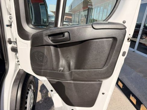 Used 2025 RAM ProMaster 3500 w/ Convenience Group FWD image 20