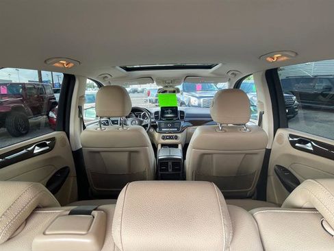 Used 2018 Mercedes-Benz GLE 350 4MATIC image 10