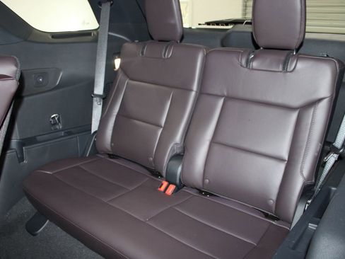 New 2026 Ford Explorer Platinum RWD image 27