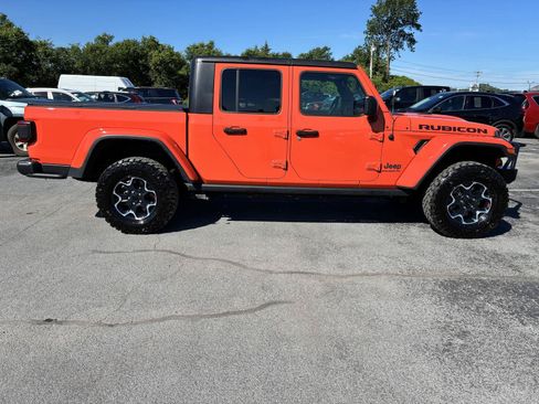 Used 2023 Jeep Gladiator Rubicon w/ LED Lighting Group AWD/4WD image 10