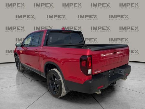 Used 2025 Honda Ridgeline Black Edition image 3