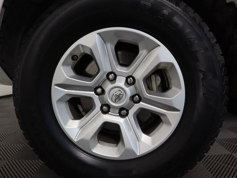 Used 2021 Toyota 4Runner SR5 image 32