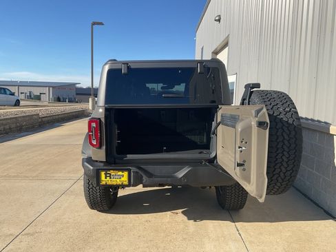New 2025 Ford Bronco Outer Banks w/ Sasquatch Package image 19