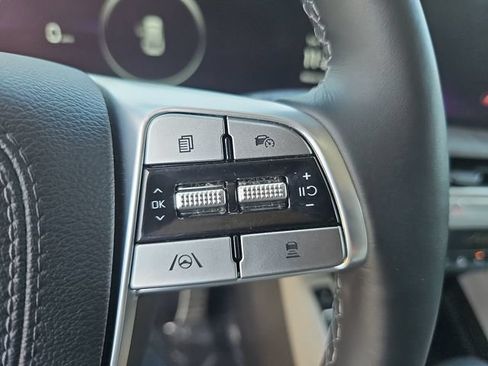 Used 2023 Kia Telluride SX AWD/4WD image 16