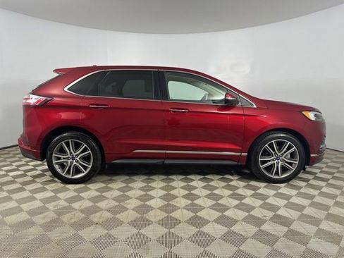 Used 2019 Ford Edge Titanium w/ Equipment Group 301A FWD image 8