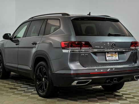 Certified 2023 Volkswagen Atlas SE w/ Panoramic Sunroof Package image 4