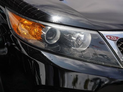 Used 2013 Kia Sorento EX w/ EX V6 Premium Pkg FWD image 11