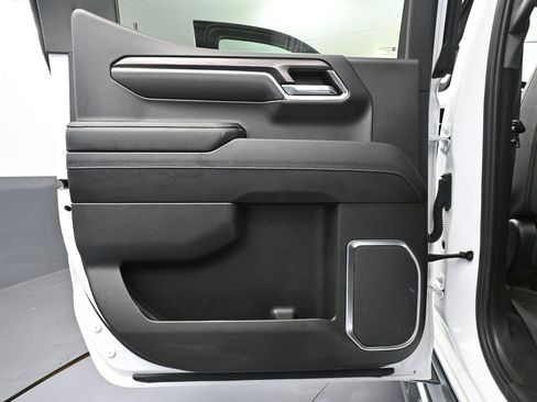 Used 2023 Chevrolet Silverado 1500 LTZ w/ LTZ Premium Package image 44