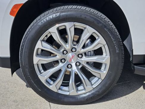 Used 2023 GMC Yukon XL Denali w/ LPO, Floor Liner Package AWD/4WD image 13