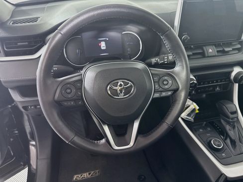 Used 2024 Toyota RAV4 XLE w/ Convenience Package AWD/4WD image 12