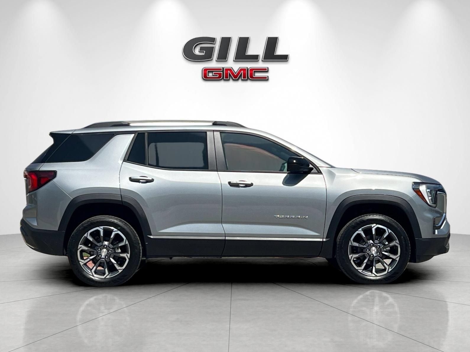 New 2027 GMC Terrain Elevation w/ Elevation Premium Package FWD image 2