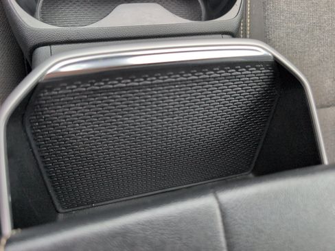 Used 2026 GMC Terrain Elevation FWD image 28